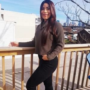 Meet your Posher, Aracelys